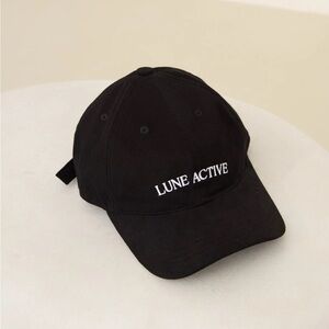 LUNE Charlie Cap - NWT